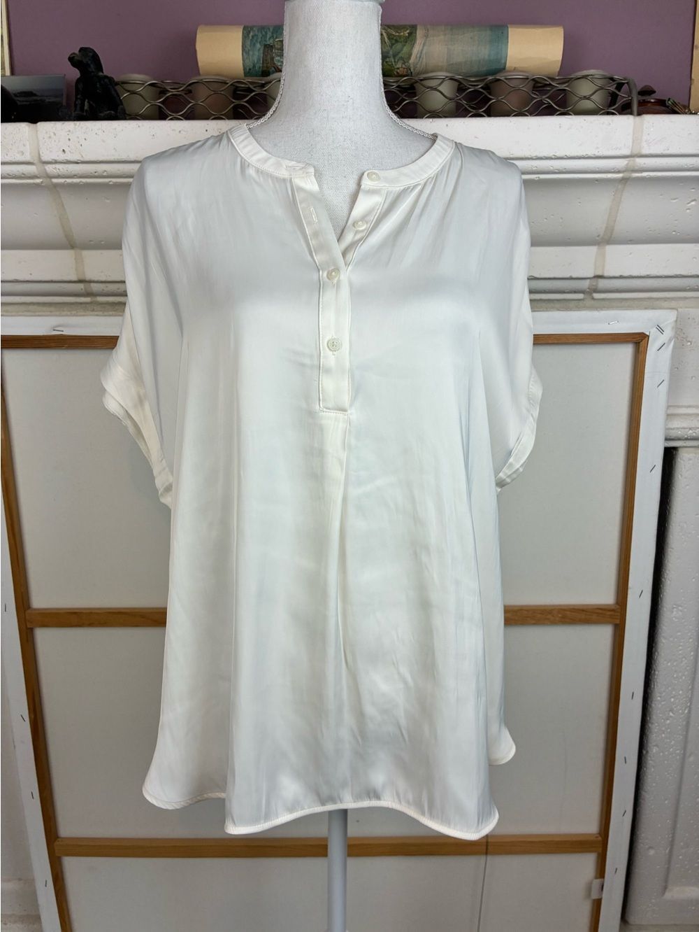 NWT Cream satin Dolman sleeve popover blouse w/ buttons